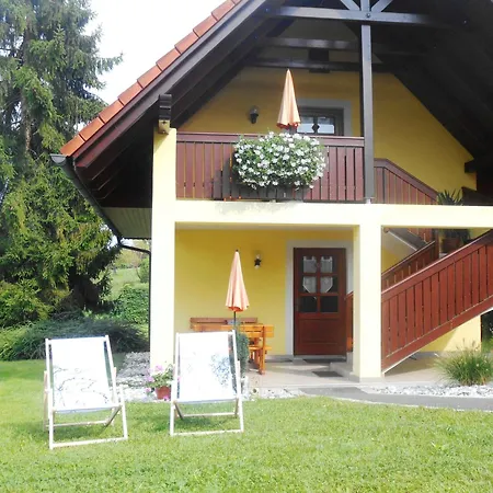Ferienwohnungen Karin Am Seggauberg Leibnitz Pokoj fotografie